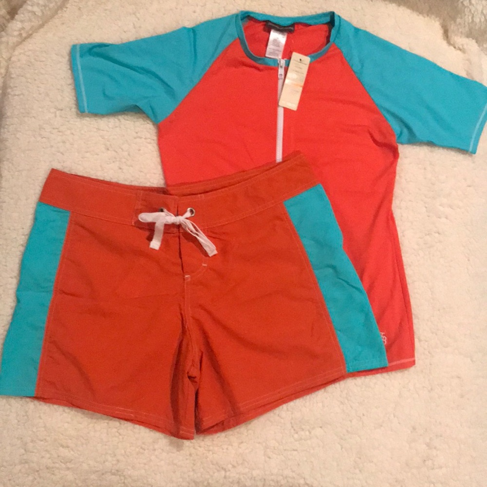 Tommy Bahama Rashguard & Boardshorts Set SM. NWT